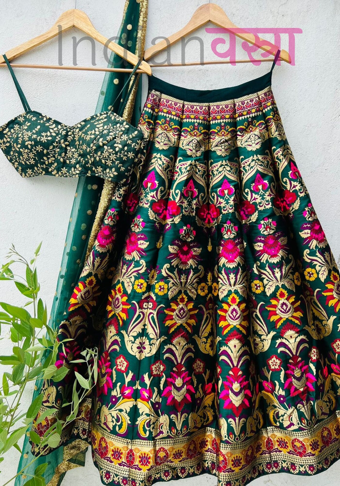 Banarasi Seide Lehenga Choli Fur Frauen Grun Designer Party Wear Ghagra Choli Indische Hochzeitsfeier Wear Lahnga Choli Brautjungfern Lengha Etsy