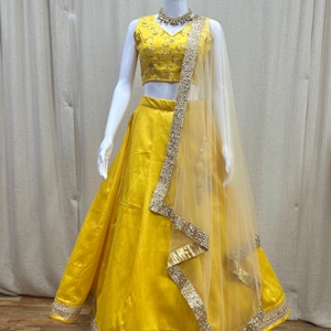 Made-to-Measure Yellow Lehenga Choli Set: Embroidered Indian Outfit
