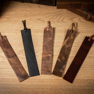 Genuine Rustic Leather Bookmark Book, Made In UK Genuine Leather Handmade Gift For Him & Her Book Reading Accessories Reading Gifts