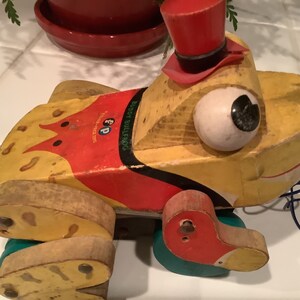 Fisher-Price Toys #728 Buddy Bullfrog 1959-1960