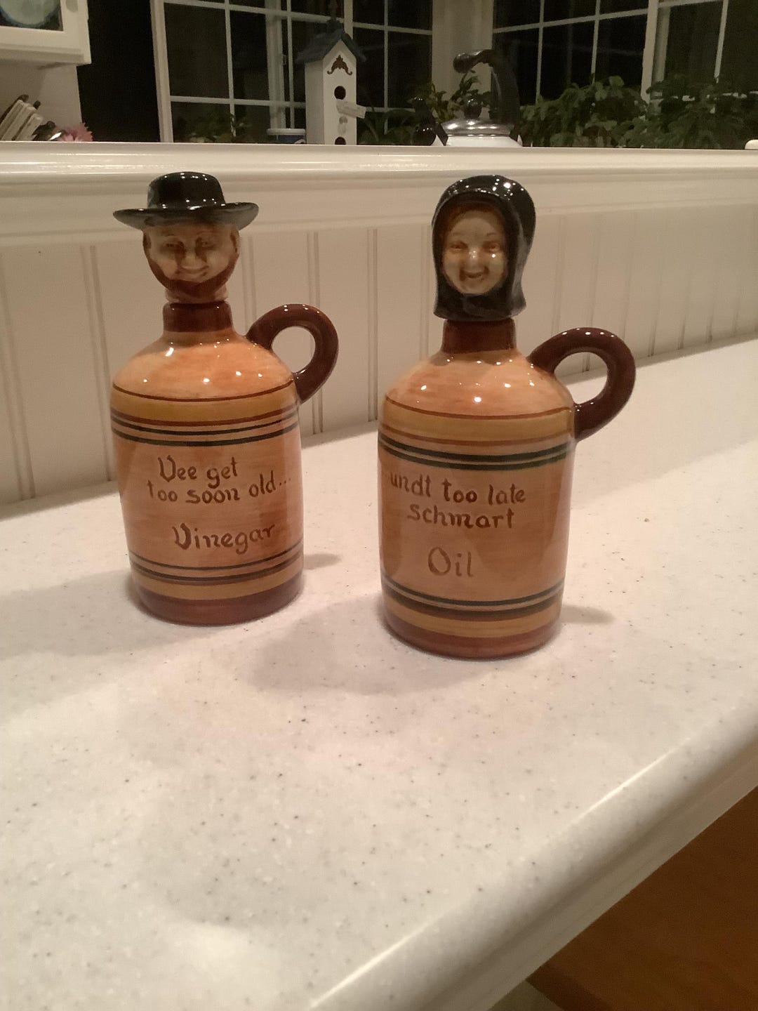 【イギリス アンティーク】Young&Co's Brewery ビアバレル 木桶 Vintage Pennsbury Pottery Oil & Vinegar Set – Amish Couple