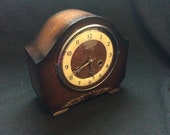 Original Vintage Perivale Chiming Mantel Clock Chimes Floating Balance - Good working order
