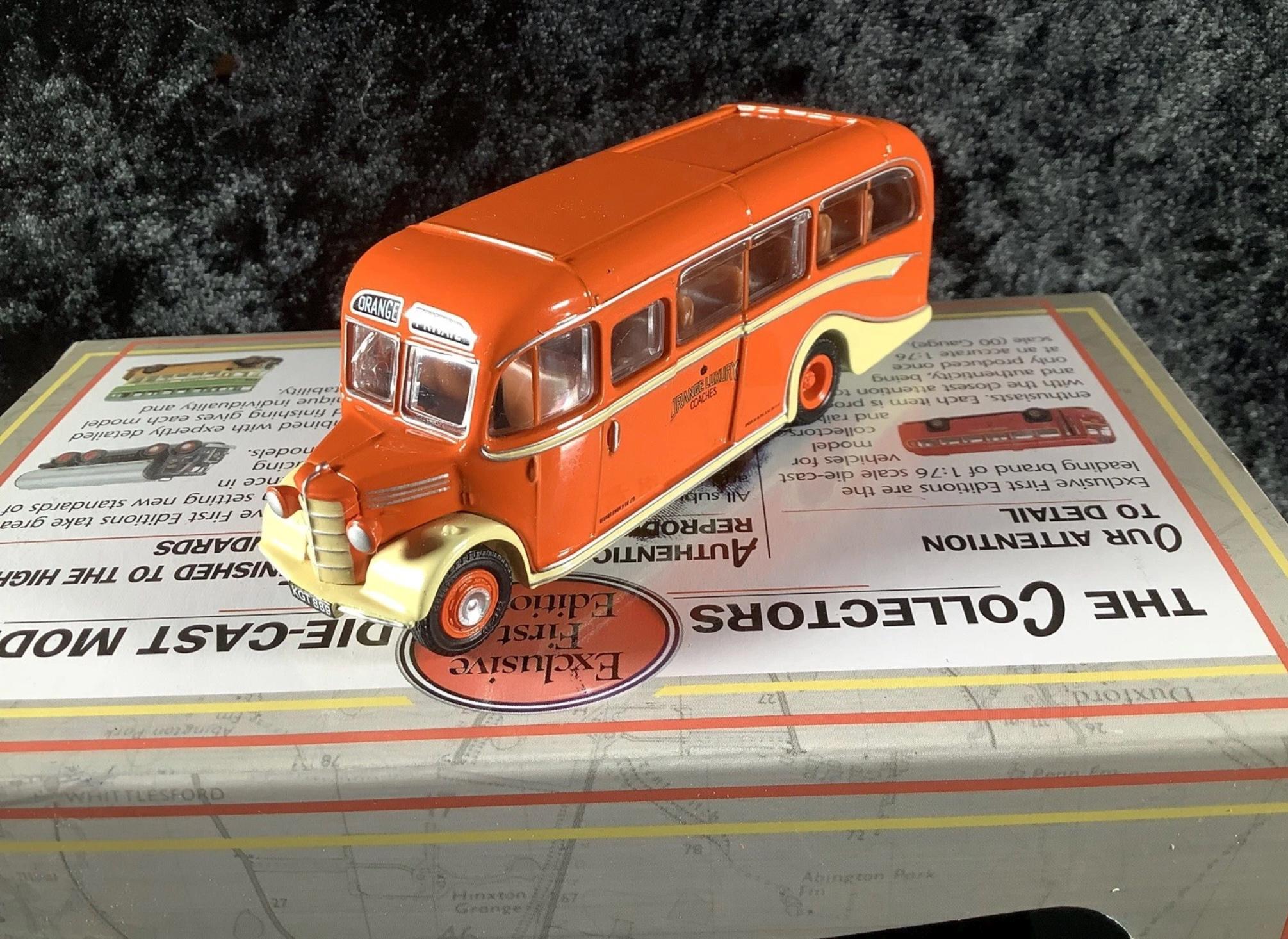 EFE 1/76 - Daimler Utility Bus Greenline 26402 Diecast Model EFE 1/76 - Daimler Utility Bus Greenline 26402 Diecast Model