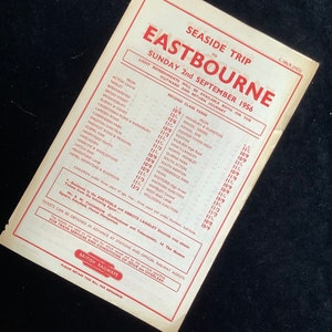 Oryginalny plakat British Railways z 1956 r. Ulotka BR Eastbourne z Acton Hampstead Harlesden Tring Watford Willesden Kilburn itp.