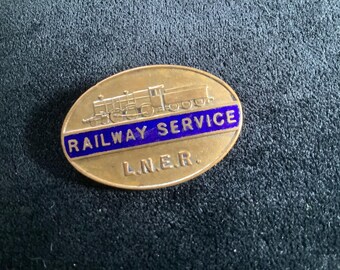 Original LNER London North Eastern Railway War Service Badge Button 1940s