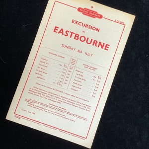 Oryginalny plakat British Railways z 1956 r. Ulotka BR Eastbourne z Chingford Highams Park Wood Street Hoe Street St James St Lea Bridge