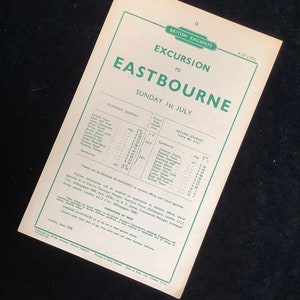 Oryginalny plakat British Railways z 1956 r. Ulotka BR Eastbourne z Enfield Seven Sisters Silver Street Edmonton Hackney