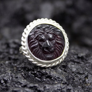 Greek Lion Intaglio Glass Ring | 925 Sterling Silver | Ancient Roman Horoscope Ring | Ancient Mythology Lion Zodiac Ring by Pellada
