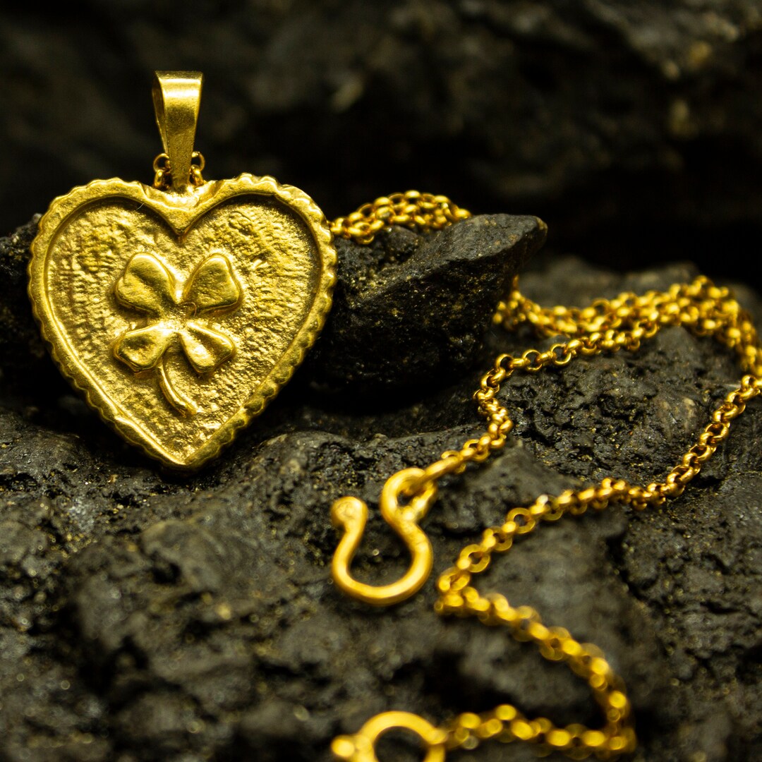 Good Luck Clover Leaf Pendant | 24K Gold Plated 925 Sterling Silver ...