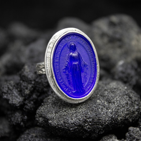 Virgin Mary Intaglio Silver Ring | 925 Sterling Silver | Religious Christian Signet Tree Bark Ring | Intaglio Miraculous Ring by Pellada