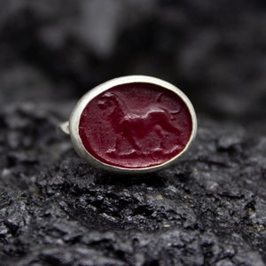 Lydian Lion Intaglio Glass Ring | 925 Sterling Silver | Lion Intaglio Signet Ring | Ancient Greek Red Glass Ring | Vintage Gift by Pellada