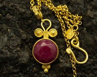 Collar de jade con corte de diamante Plata maciza / Plata de ley 925 Oro de 24 quilates / Colgante de piedra roja / Arte romano antiguo de plata / Por Pellada