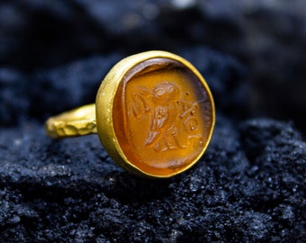 Griechische Athene Eule Gelber Intaglio Glasring | 925er Silber | Antike römische Eule Ring | Göttin Intaglio Schmuck von Pellada