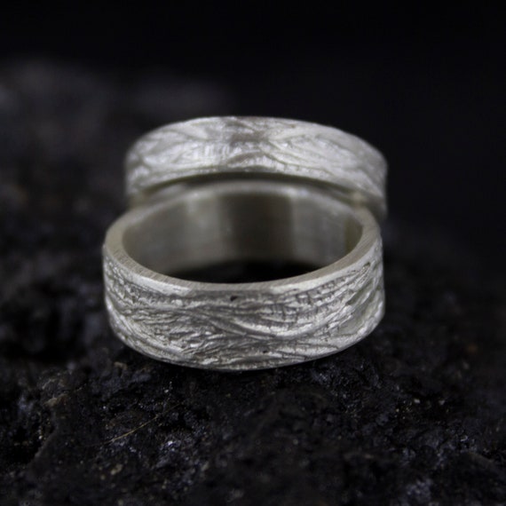 Sterling Silver Wood Grain Design Rings (925) Sterling Silver Wood Grain Design Rings (925)