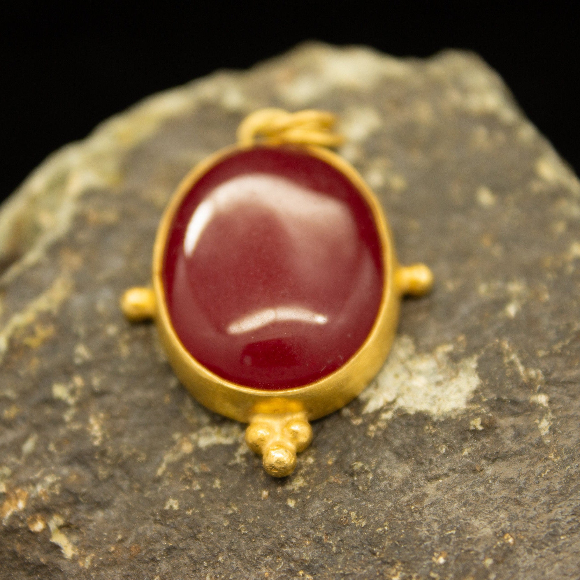 Ancient Art Red Jade Stone Necklace 925 Sterling Silver 24K