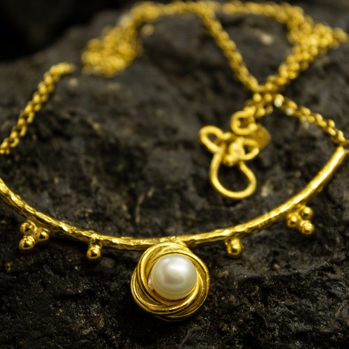 Ancient Gold Hammered Pearl Necklace 24K Gold Plated 925 - Etsy