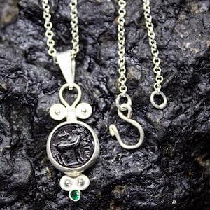 Antiker Artemis Hirsch Anhänger | 925er Silber | Historische Signet Halskette | Griechische Kunst Hirsch Schmuck | Geschenk für Mama von Pellada