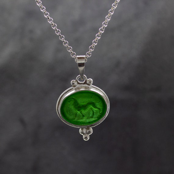Dainty lion shop necklace
