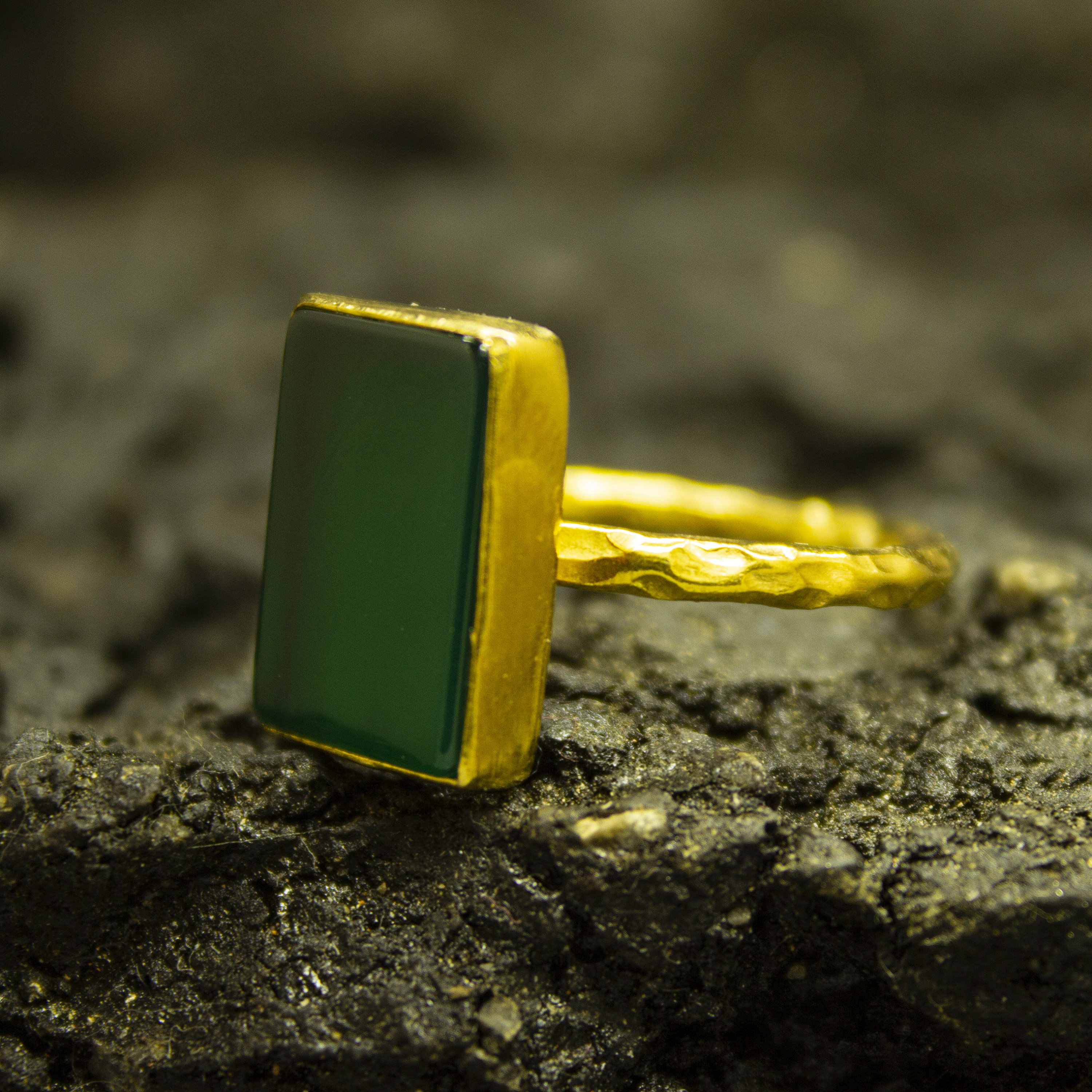 Green pathar ring deals