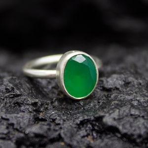 Greek Emerald Stacking Ring | Tiny Birthstone Jewelry | 925 Sterling Silver | Green Stone Simple Ring | Dainty Gemstone Thin Ring by Pellada