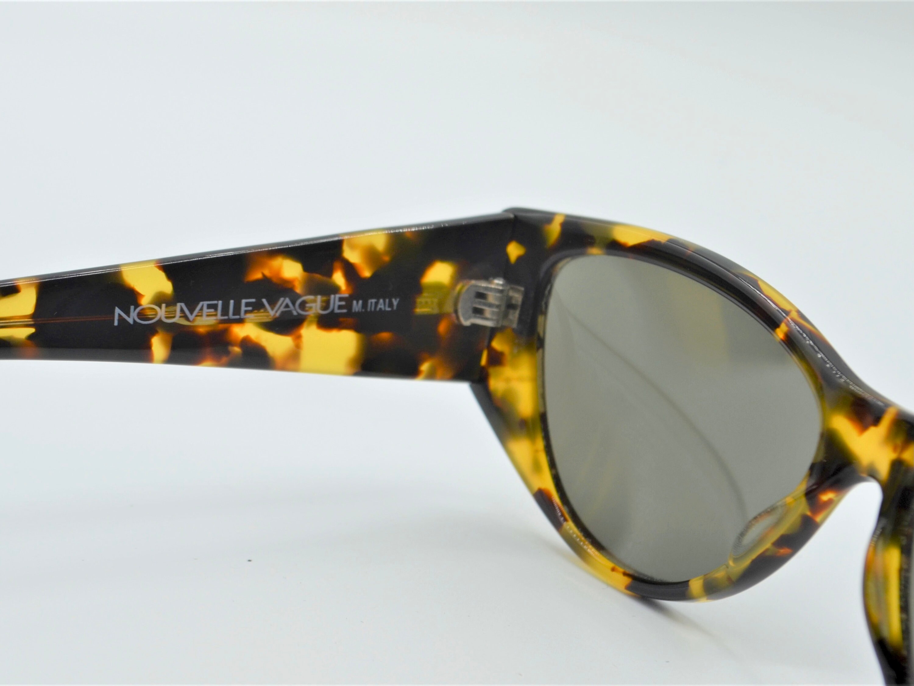 Vintage Nouvelle Vague Sasha Tortoise Cat Eye Glasses Sunglasses - Frames Only Tortoise Hip Hop Cat Eye Vintage Sunglasses for sale | eBay main image 4