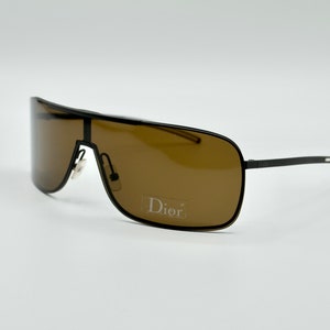 2000s Dior men's shield sunglasses brown with polarized lens 0038s image 1