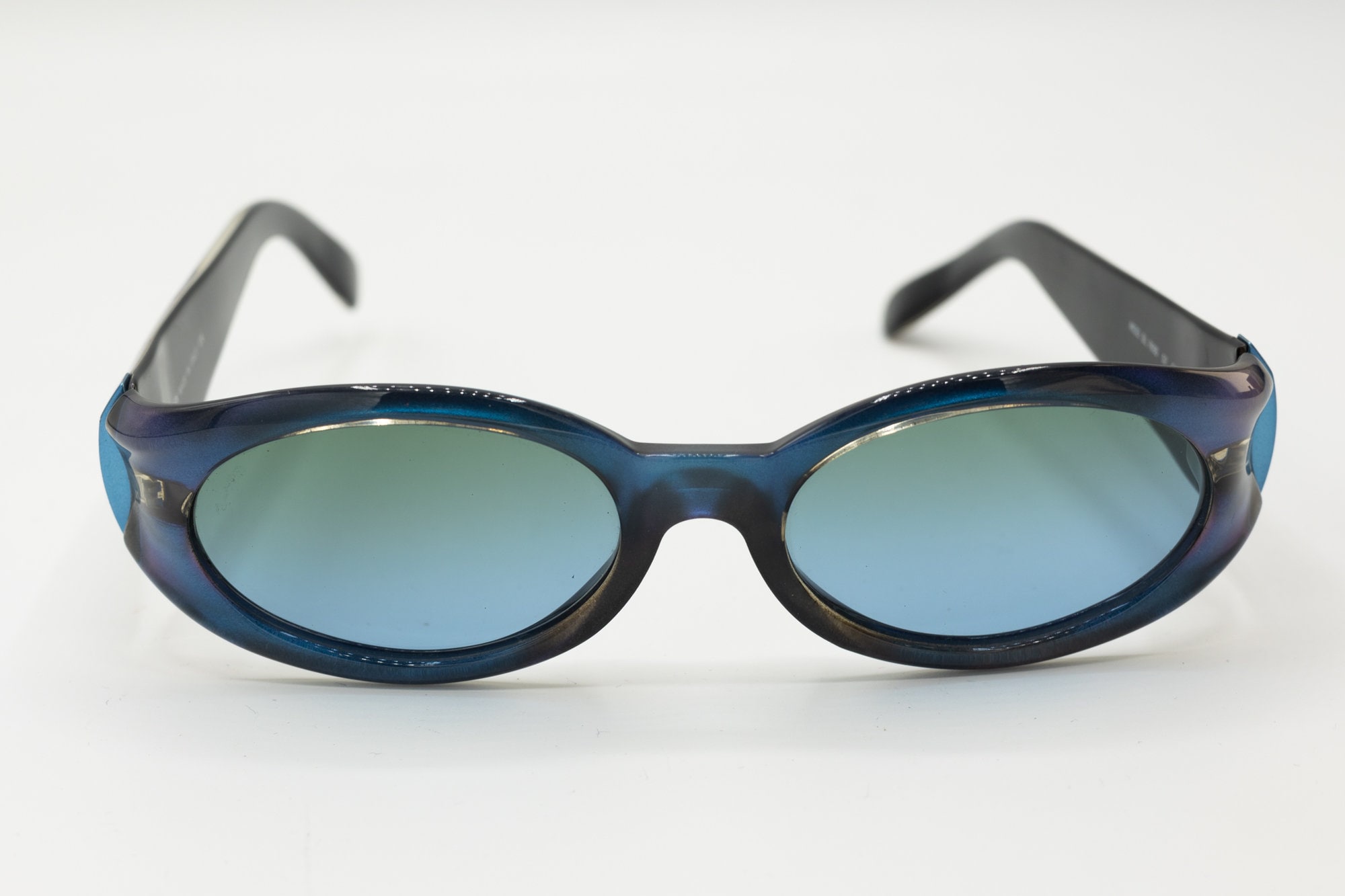 1990s FENDI 7605 Oval Vintage Sunglasses Metallic Blue - Etsy