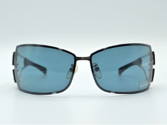 2000s Givenchy Women's Wrap Sunglasses Silver Metal Sgv214s