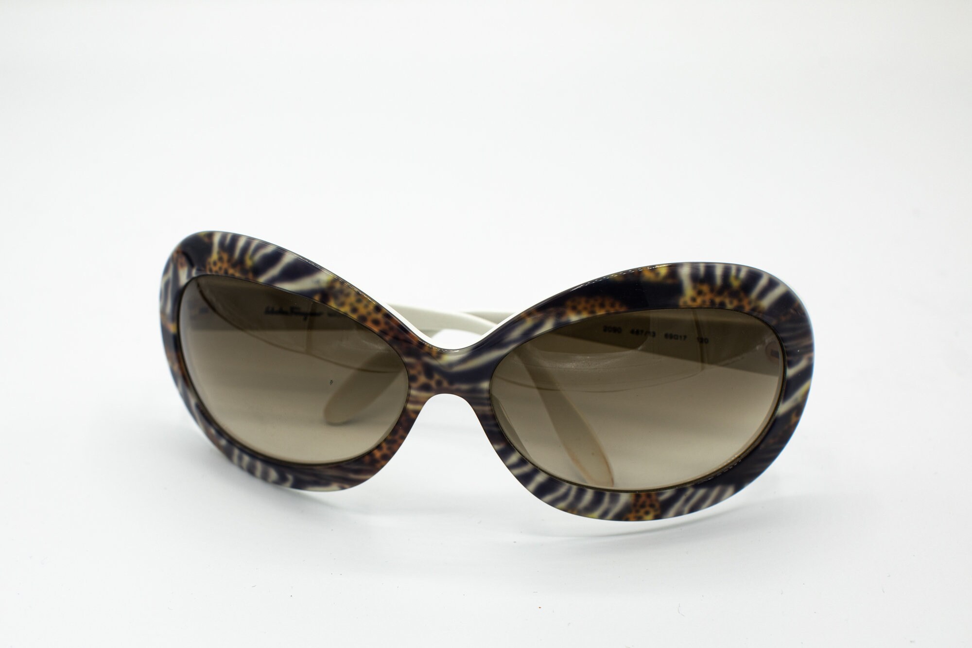 Salvatore Ferragamo Oval Oversized Classic Sunglasses Ferragamo Oversized Oval Sunglasses 2000s Women Animal  main image 4