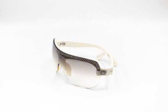 2000s VERSACE 4045-V small shield sunglasses whit… - image 8