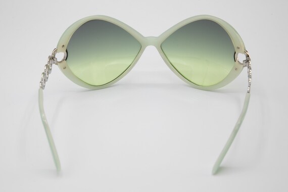 Moschino women's 2000s sunglasses green M3708s - image 7