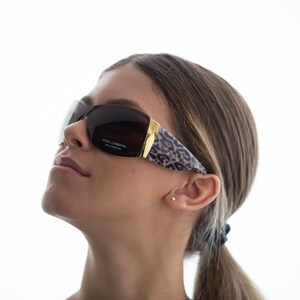 Dolce & Gabbana leopard shield sunglasses 2000s vintage DG2019 image 5
