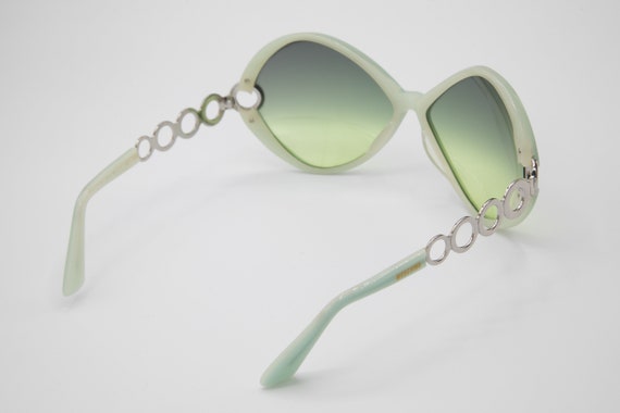 Moschino women's 2000s sunglasses green M3708s - image 8
