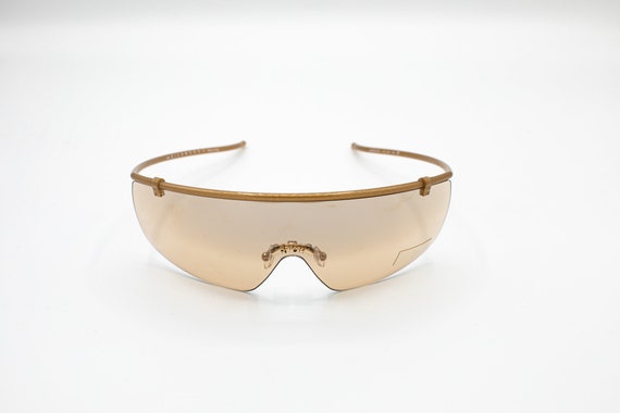 Occhiali Da Sole Oversize Retr&ograve; NYS Eyewear Modello 9388 - Montatura Oro Lenti Nere