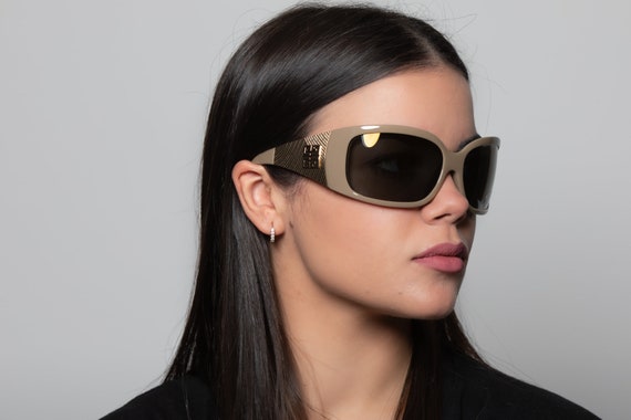 2000s GIVENCHY SGV633 Wrap Sunglasses - Etsy