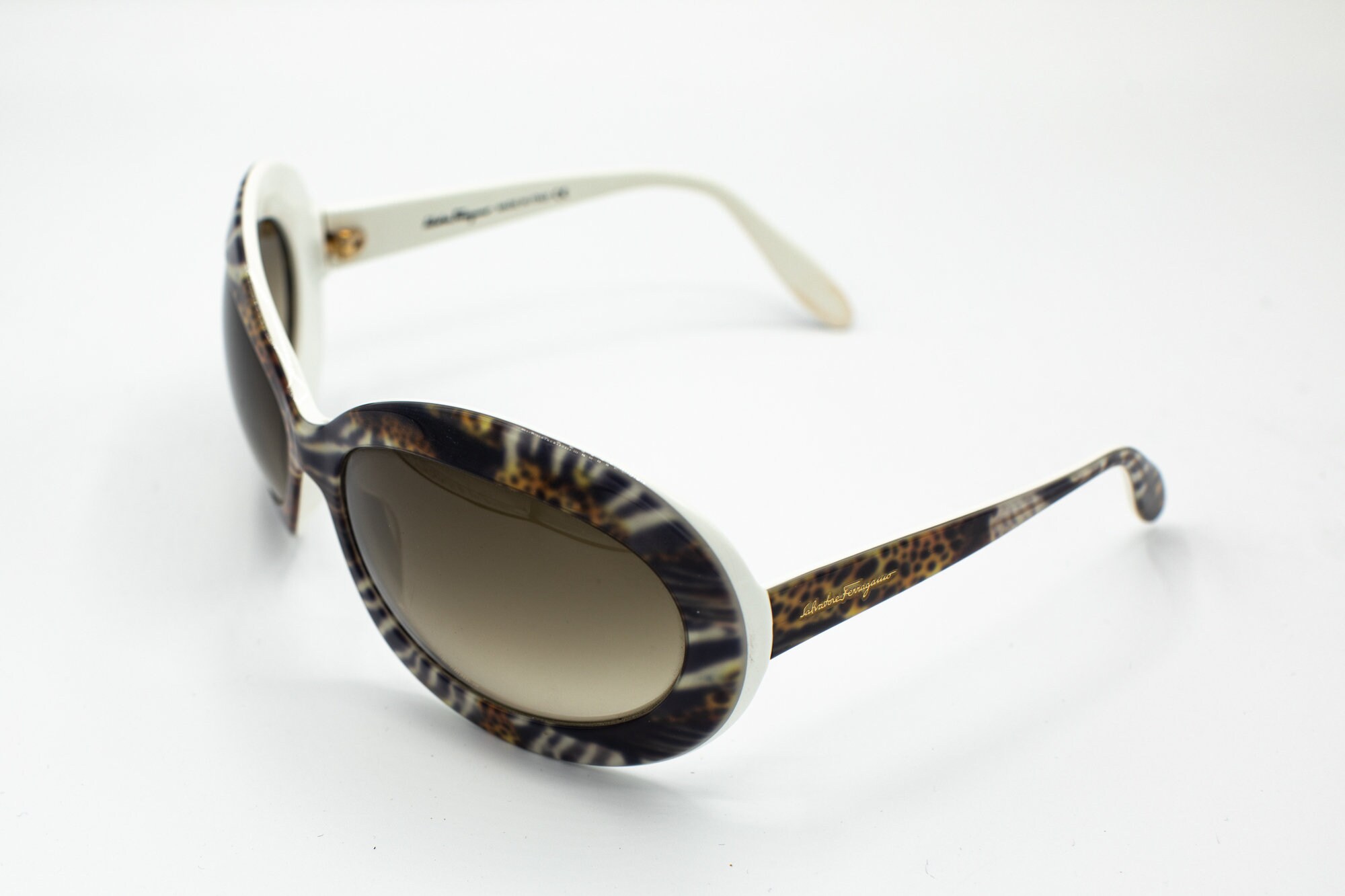 Salvatore Ferragamo Leopard Print Sunglasses Salvatore Ferragamo Sunglasses SF1081SE 001 For Women | Optorium main image 2