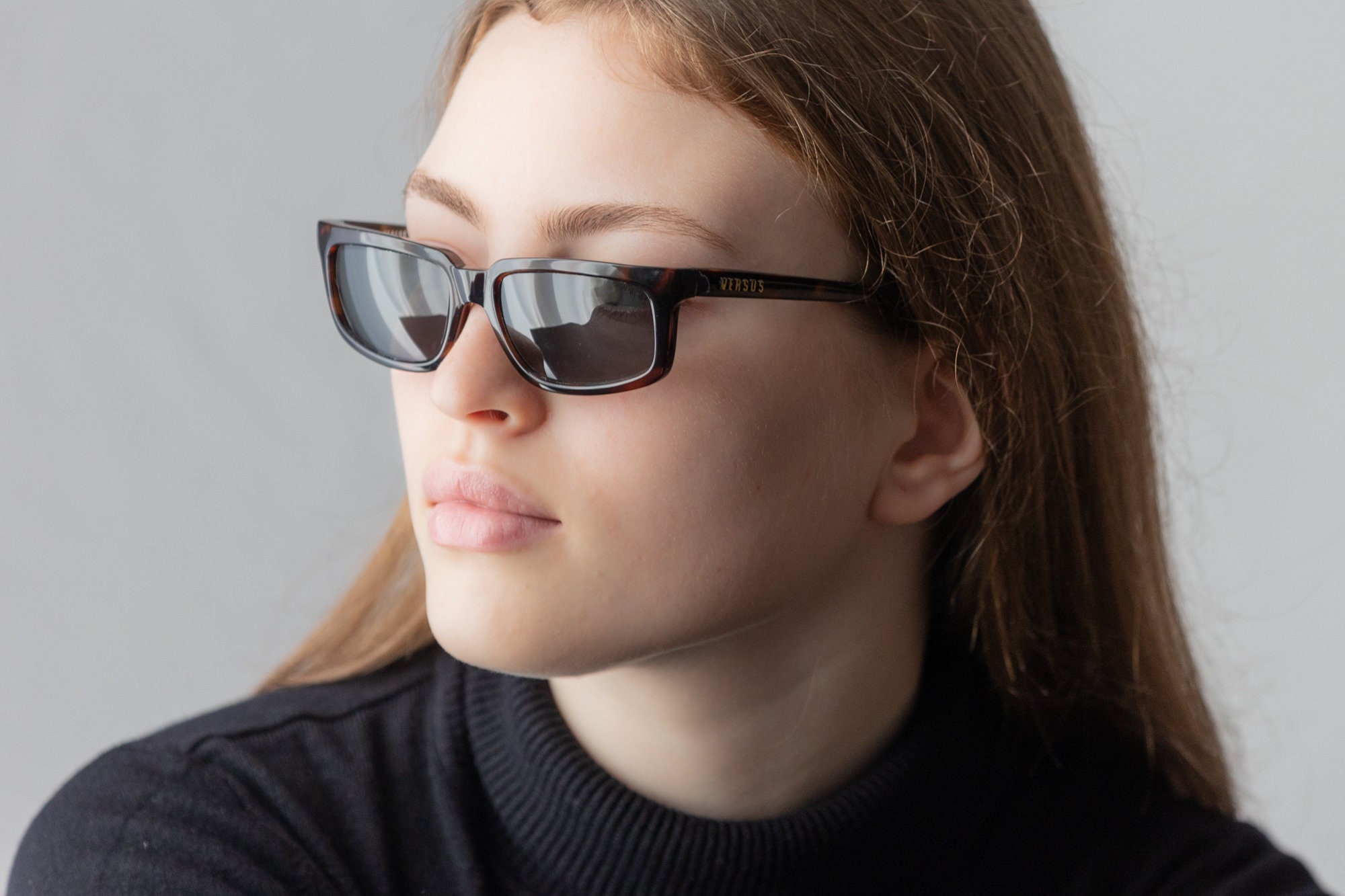Vintage style sunglasses E10 1990s Versus Versace E10 Vintage Sunglasses Rectangle Dark  main image 2