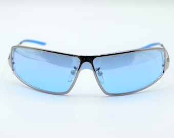 2000s Fendi wrap sunglasses blue lenses and reverse temples 7398