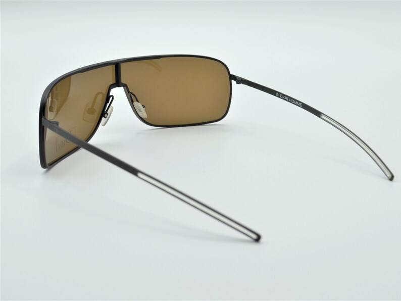 2000s Dior men's shield sunglasses brown with polarized lens 0038s image 3