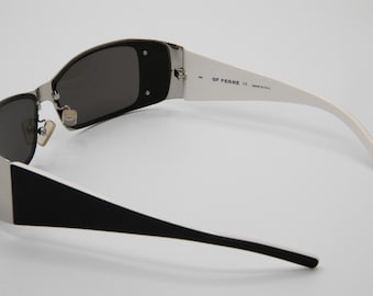 Ferre Silver Metal Sunglasses Squared 2000s Wraparound Black