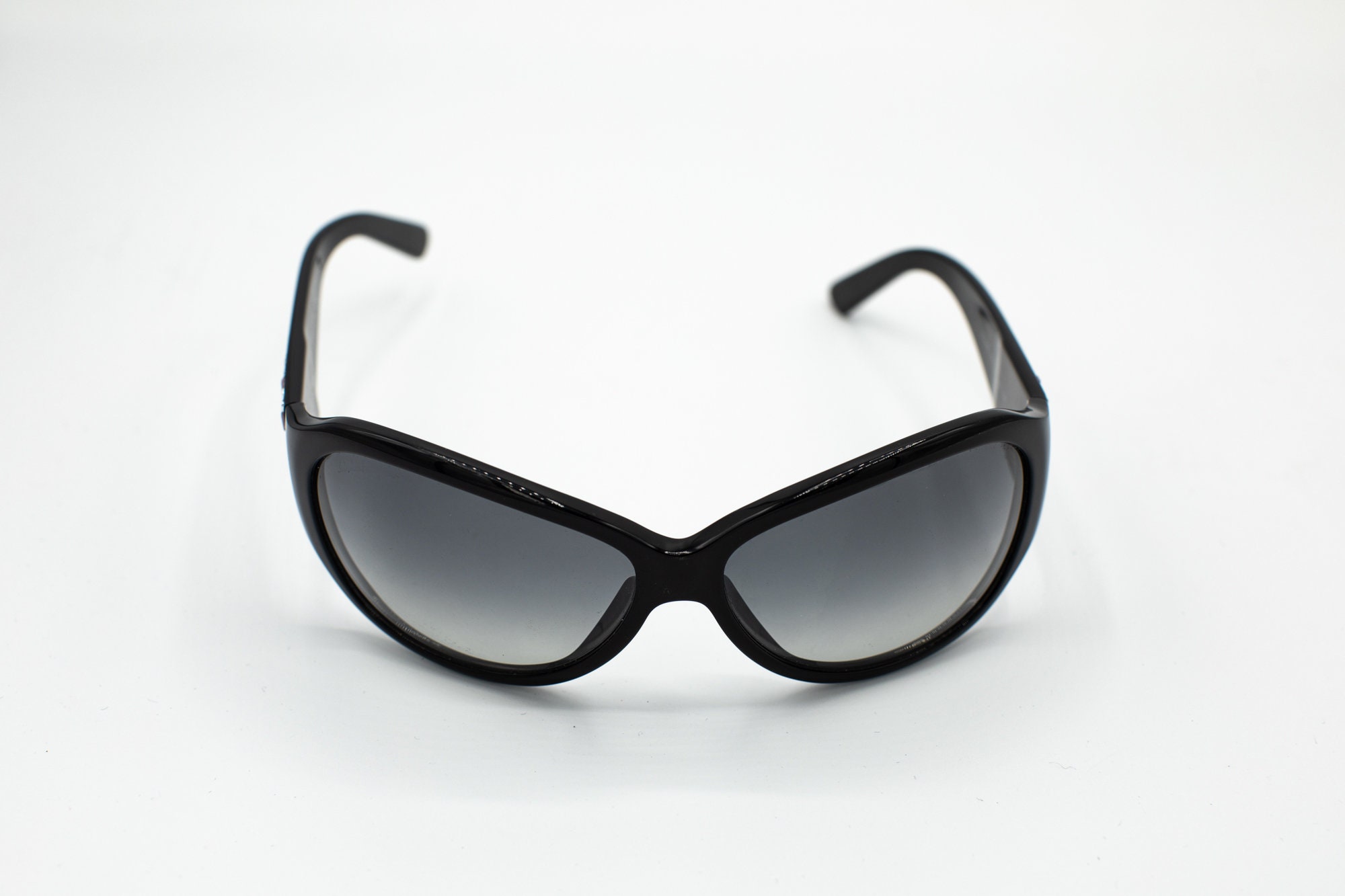 2000s Ferragamo Oval Sunglasses Women Black Plastic 2122b - Etsy display picture 1