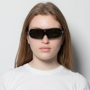 2000s VERSACE 4045-V (small) shield sunglasses black
