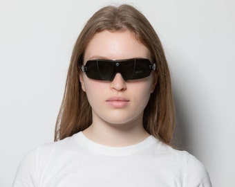 2000s VERSACE 4045-V (small) shield sunglasses black