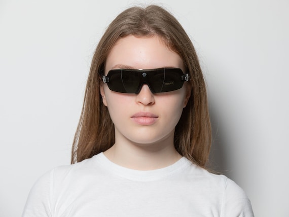2000s VERSACE 4045-V (small) Shield Sunglasses Black - Etsy