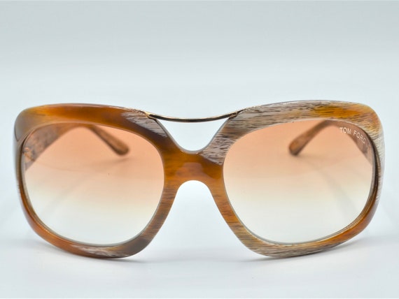 Tom Ford Camilla TF 24 round tortoise sunglasses … - image 2
