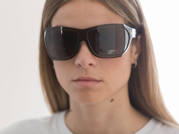 Tom Ford Sunglasses Oversized Corner 