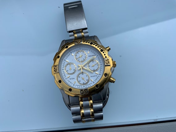 Vintage Sekonda Mens Quartz Chronograph Watch Model Number VD56