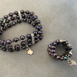 Exquisite Handmade 3-Strand Genuine Baroque PEARL Sterling Silver elasticated Bracelet and matching ring.