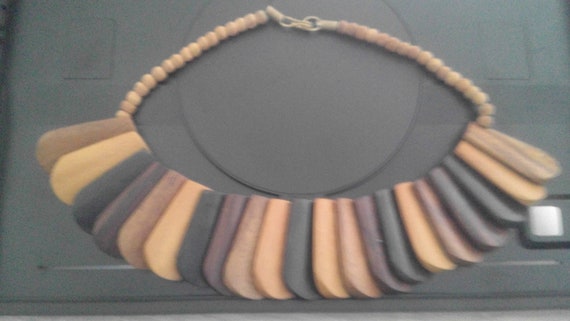 VINTAGE: Stacked Flat Layered Beads Wood Necklace… - image 1