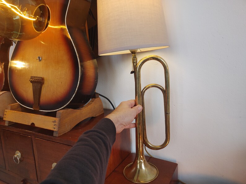 army bugle trumpet lamp image 5